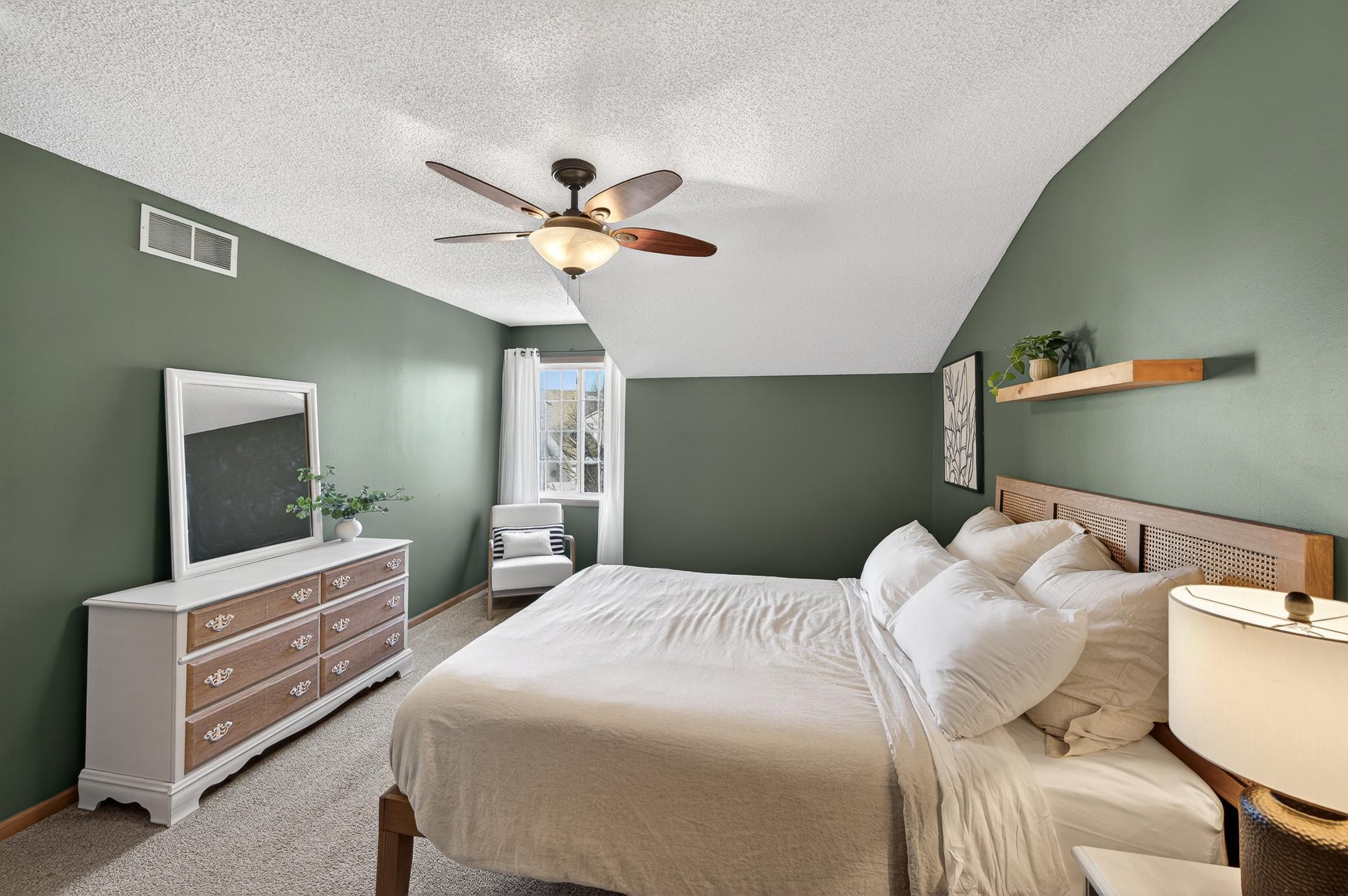 7671 Nicholas Way Chanhassen, MN 55317 - Photo 30 of 44