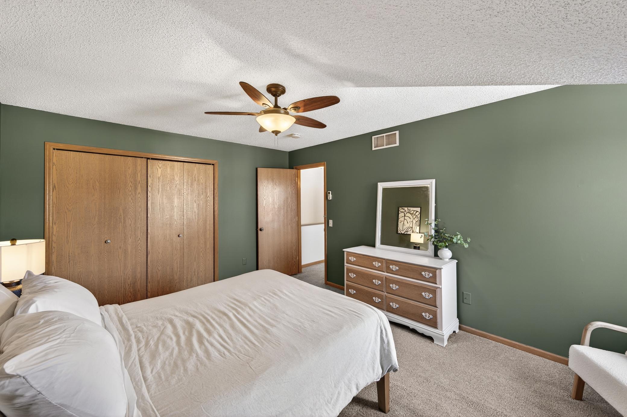 7671 Nicholas Way Chanhassen, MN 55317 - Photo 31 of 44