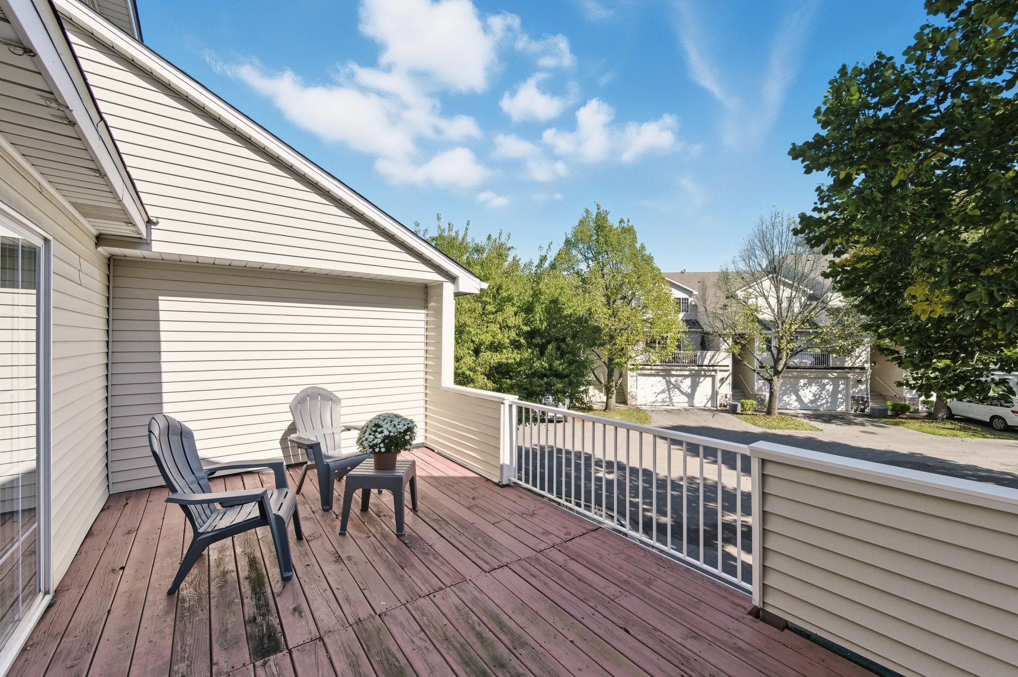 7671 Nicholas Way Chanhassen, MN 55317 - Photo 7 of 44