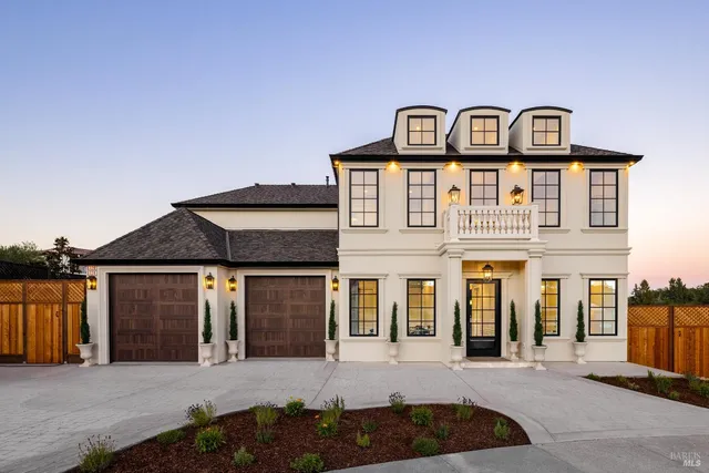 $2,195,000 | 3724 Lakebriar Place, Santa Rosa, CA 95403