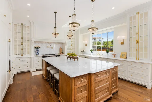$2,195,000 | 3724 Lakebriar Place, Santa Rosa, CA 95403