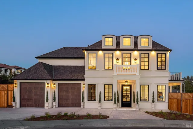 $2,195,000 | 3724 Lakebriar Place, Santa Rosa, CA 95403