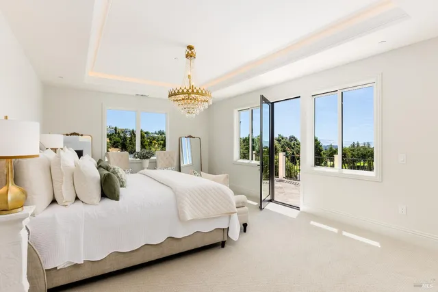 $2,195,000 | 3724 Lakebriar Place, Santa Rosa, CA 95403