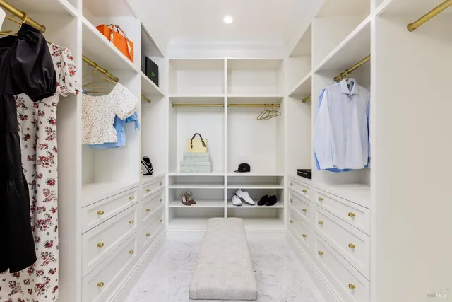 $2,195,000 | 3724 Lakebriar Place, Santa Rosa, CA 95403