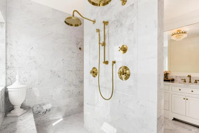 $2,195,000 | 3724 Lakebriar Place, Santa Rosa, CA 95403