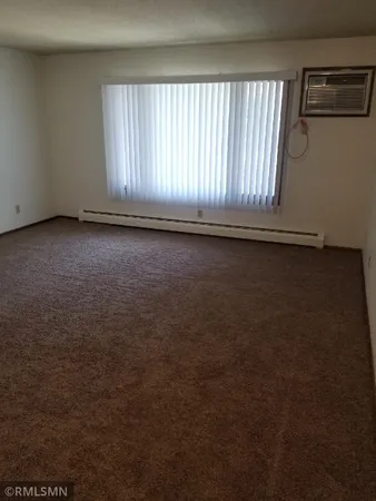 $850 | 236 North Jefferson Street, Unit 7, St. Croix Falls, WI 54024
