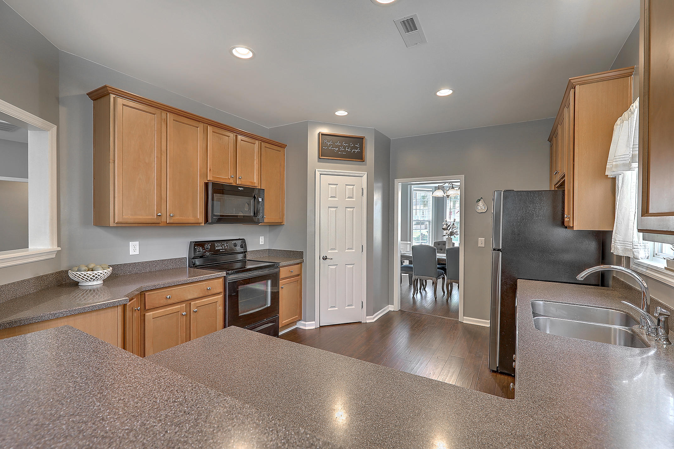9414 Ayscough Road Summerville, SC 29485 - Photo 14 of 31 1R3A7409_10_11_12_13_14_15