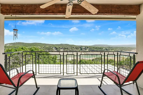 $1,690,000 | 17904 Crystal Cove, Jonestown, TX 78645