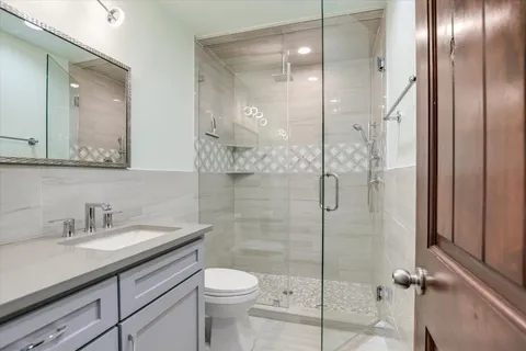 $1,690,000 | 17904 Crystal Cove, Jonestown, TX 78645