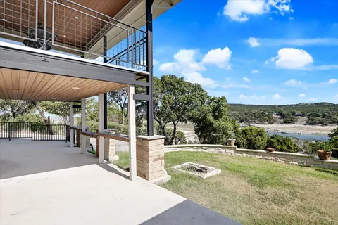 $1,690,000 | 17904 Crystal Cove, Jonestown, TX 78645