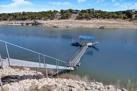 $1,690,000 | 17904 Crystal Cove, Jonestown, TX 78645