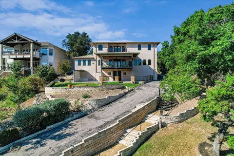 $1,690,000 | 17904 Crystal Cove, Jonestown, TX 78645