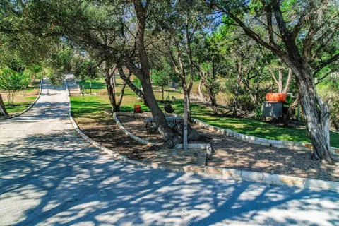 $1,690,000 | 17904 Crystal Cove, Jonestown, TX 78645