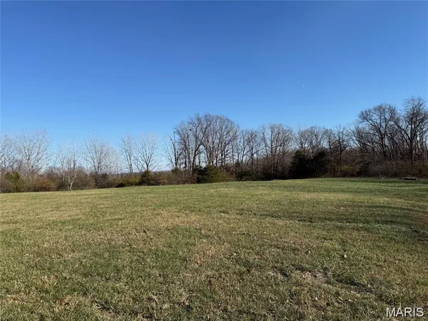 $250,000 | 18504 Wagon Wheel Trail, Warrenton, MO 63383