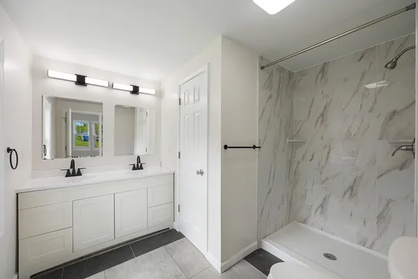 $259,900 | 116 West Tate Street, Lawrenceburg, IN 47025