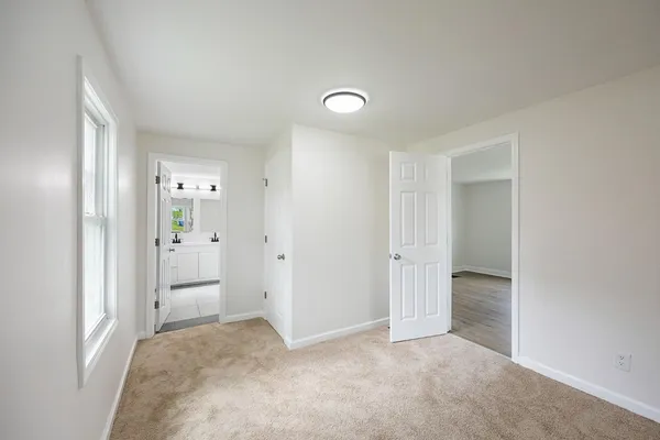 $259,900 | 116 West Tate Street, Lawrenceburg, IN 47025