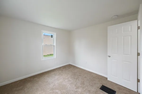 $259,900 | 116 West Tate Street, Lawrenceburg, IN 47025