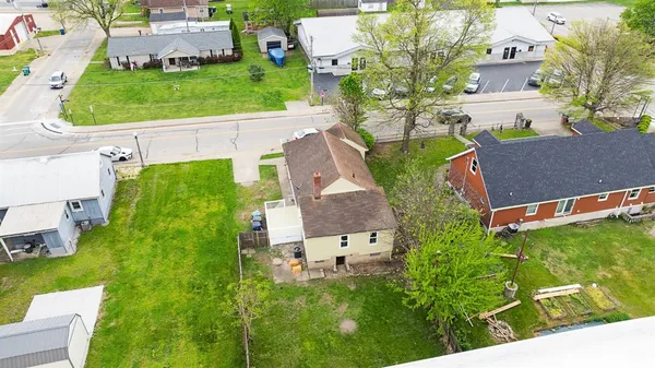 $259,900 | 116 West Tate Street, Lawrenceburg, IN 47025