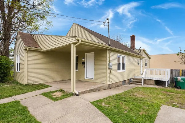 $259,900 | 116 West Tate Street, Lawrenceburg, IN 47025