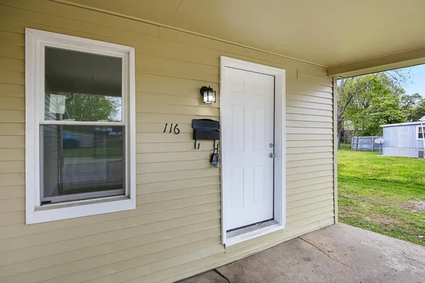 $259,900 | 116 West Tate Street, Lawrenceburg, IN 47025