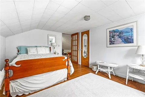 $1,275,000 | 133 Tupelo Hill Drive, Cranston, RI 02920