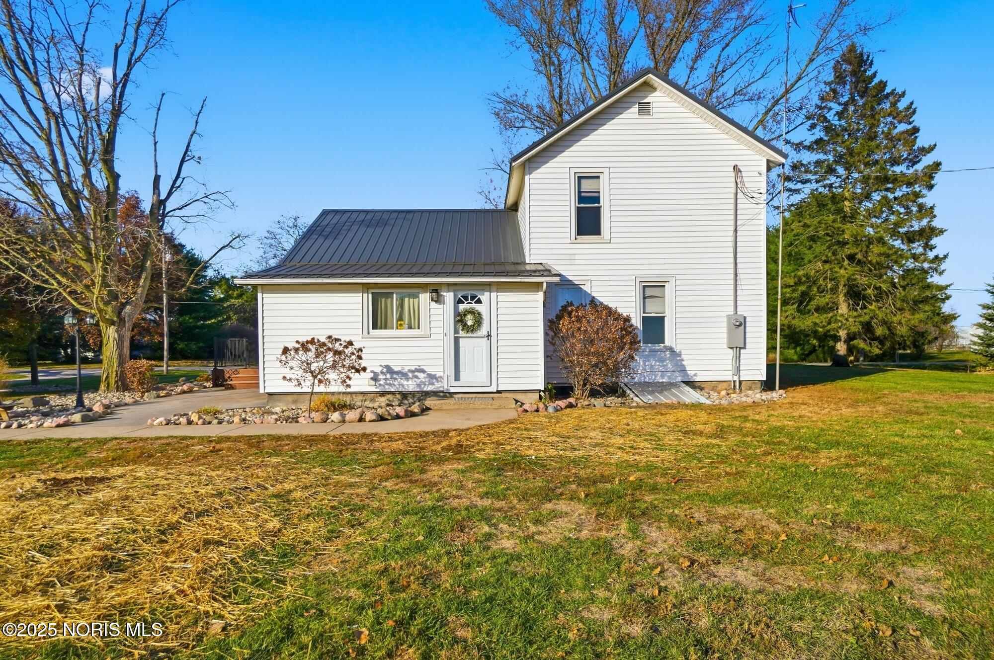 11405 Box Road Grand Rapids, OH 43522 - Photo 45 of 71 050