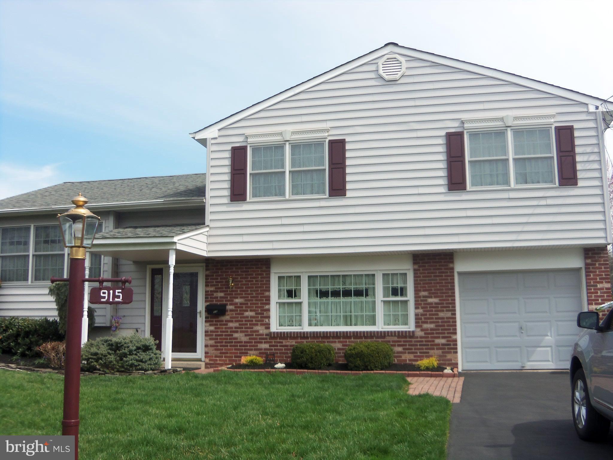 915 Phillips Road Warminster, PA 18974 - Photo 1 of 36 Street View
