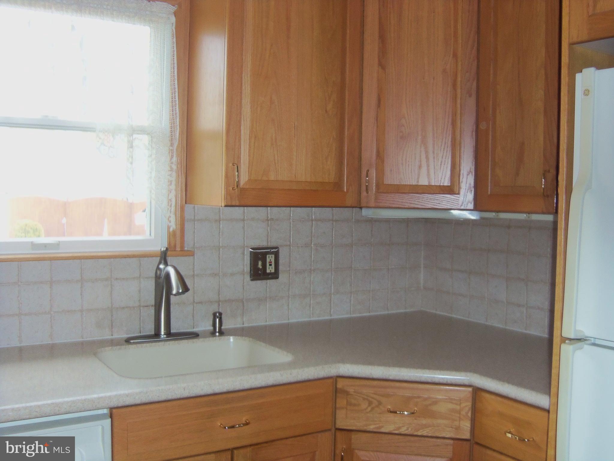 915 Phillips Road Warminster, PA 18974 - Photo 11 of 36 Gallery Image 11
