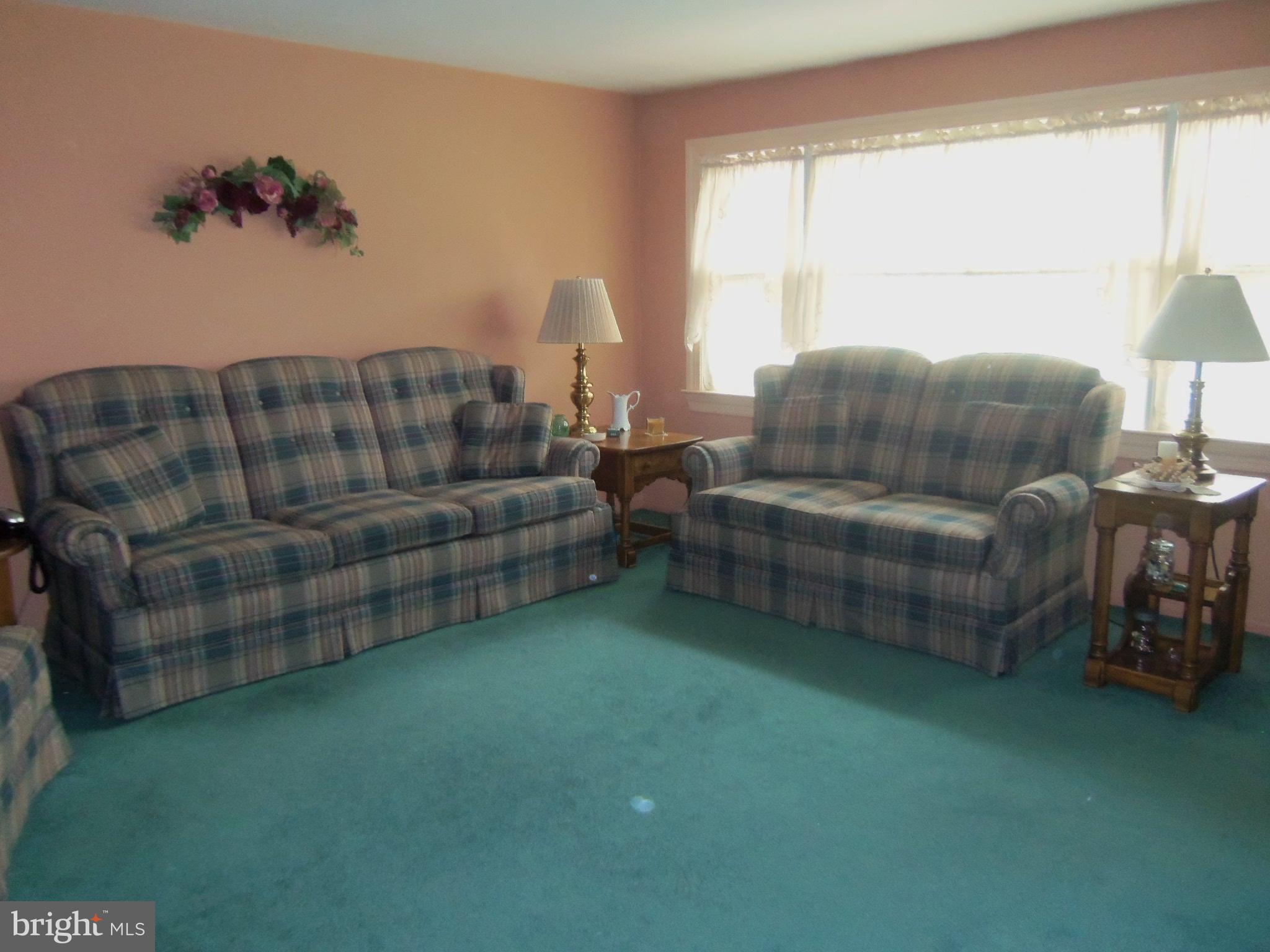915 Phillips Road Warminster, PA 18974 - Photo 16 of 36 Family Room