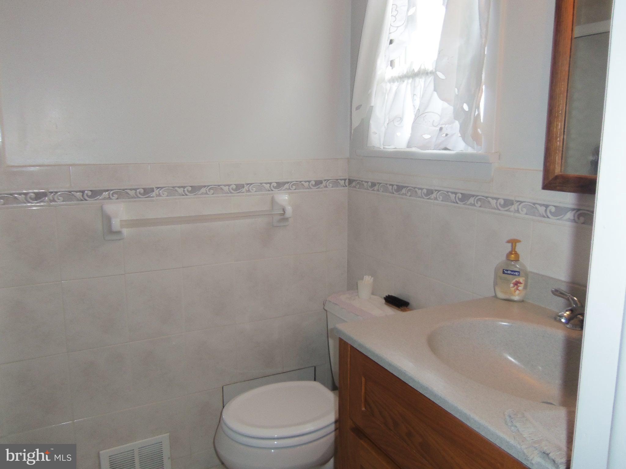 915 Phillips Road Warminster, PA 18974 - Photo 24 of 36 Master Bath