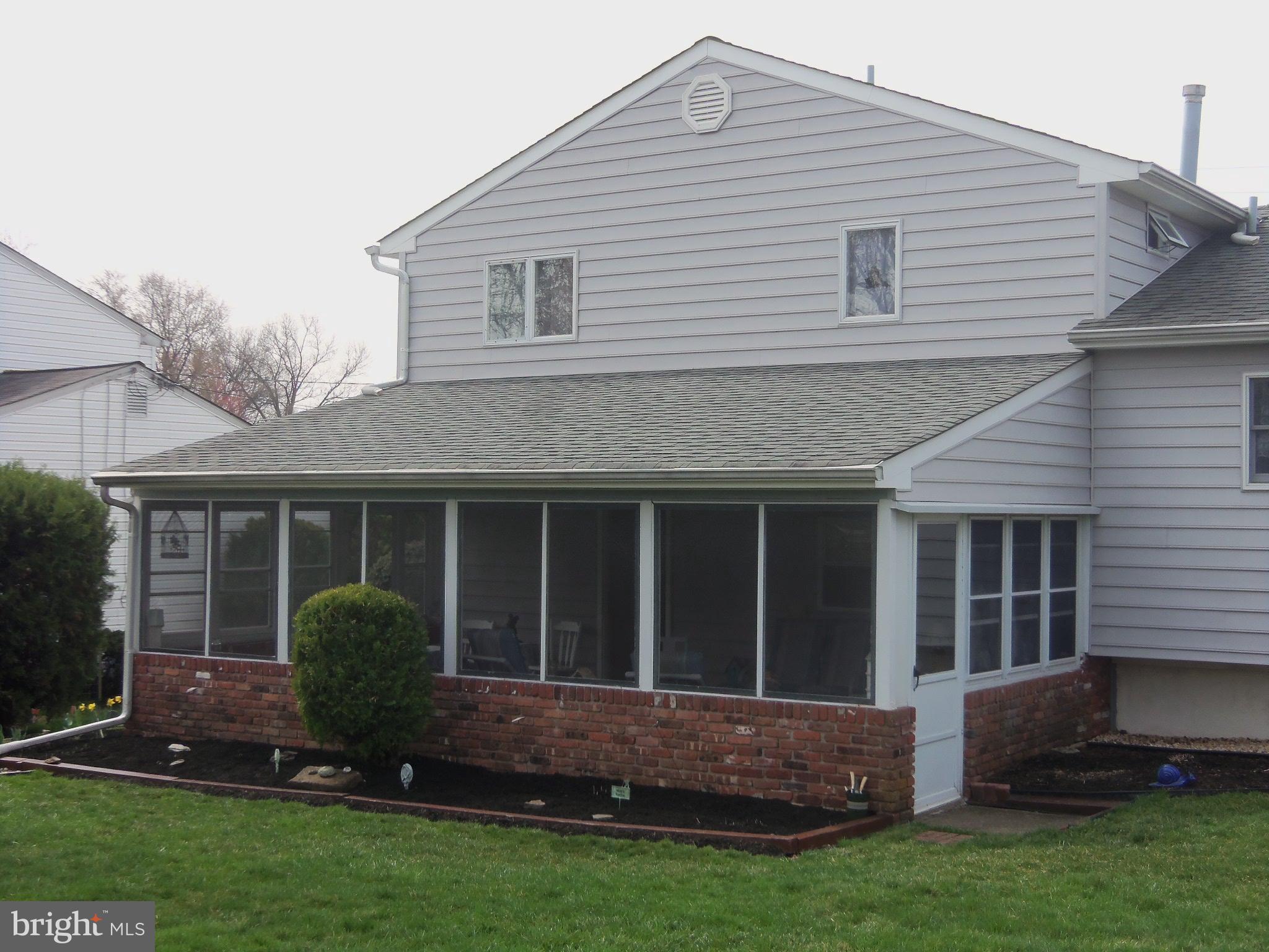 915 Phillips Road Warminster, PA 18974 - Photo 32 of 36 Yard View