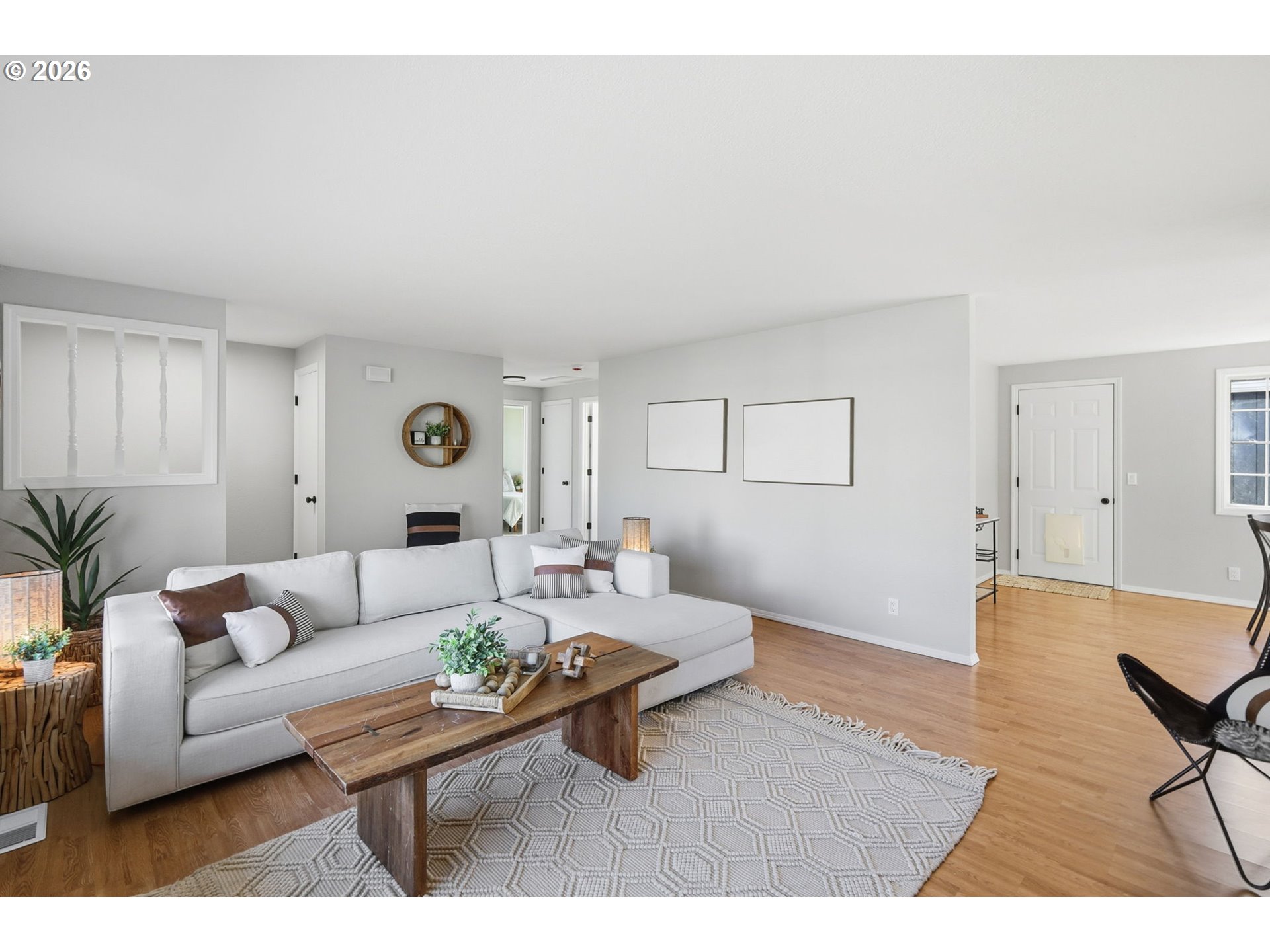 1467 South 7th Street Cottage Grove, OR 97424 - Photo 4 of 48 a living room with furniture and wooden floor