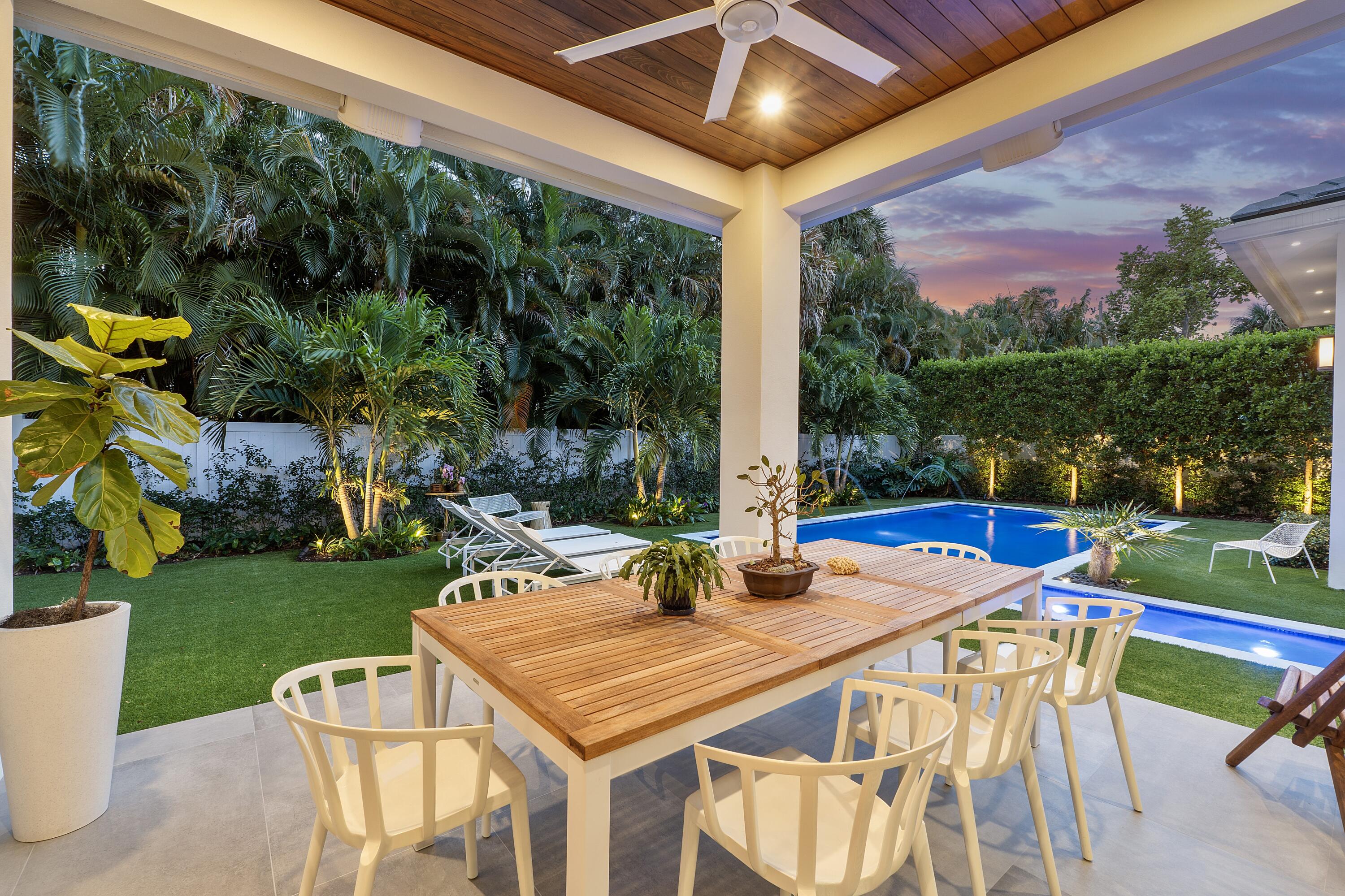 474 Northeast 3rd Street Boca Raton, FL 33432 - Photo 27 of 51 474_NE_3rd_St_Twilight_016