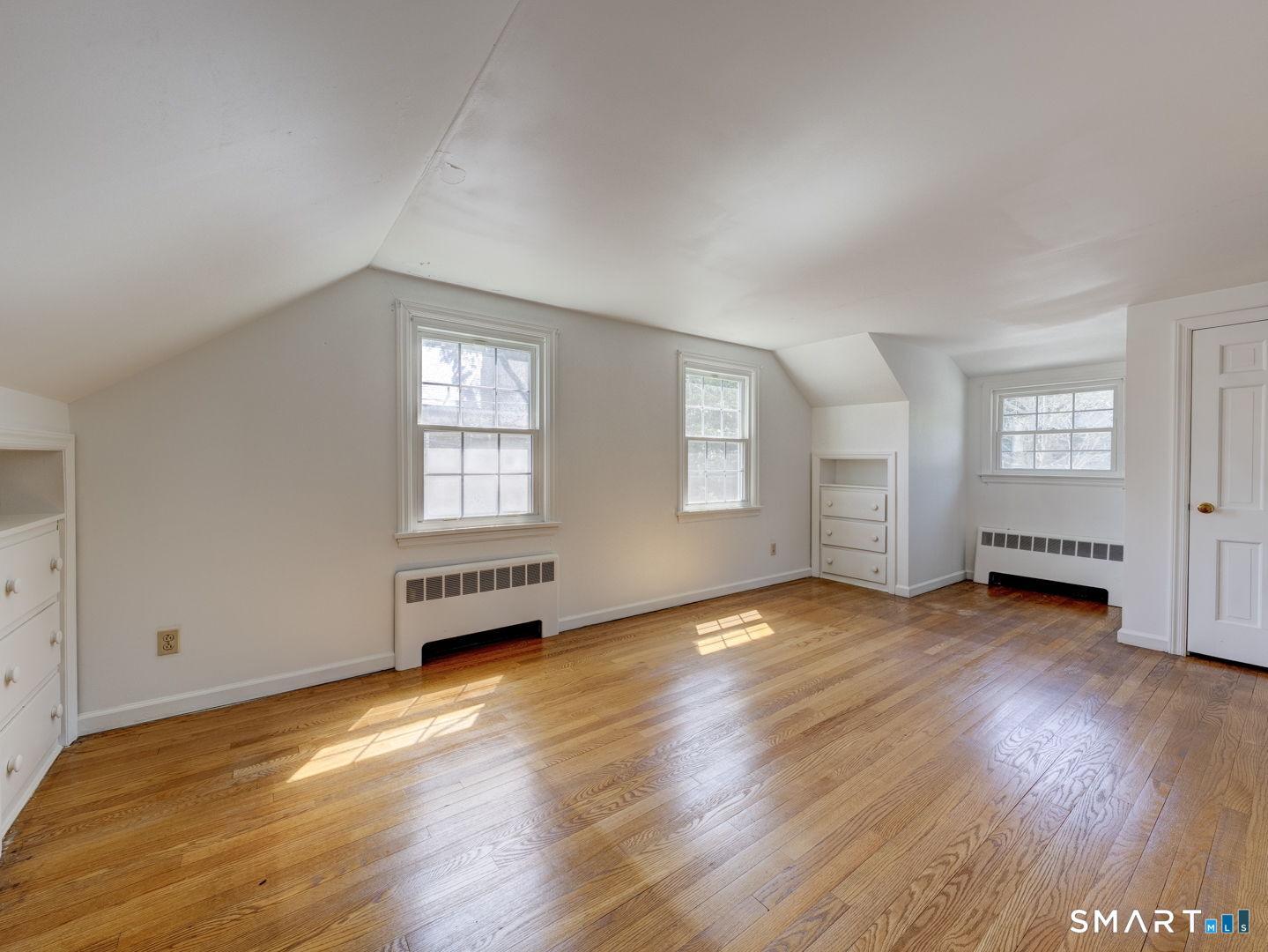 176 Stearns Street Bristol, CT 06010 - Photo 24 of 38