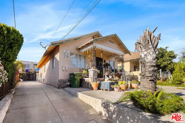 $750,000 | 127 South Evergreen Avenue, Los Angeles, CA 90033