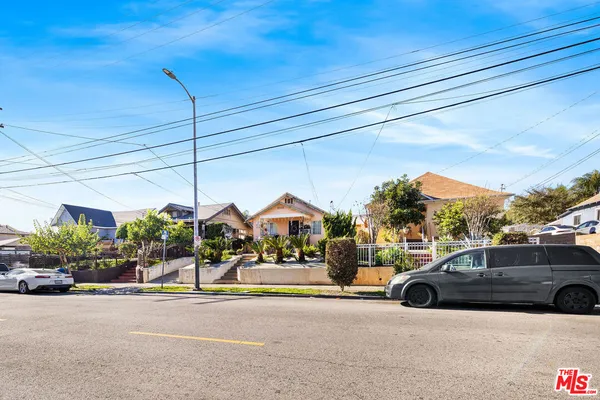$750,000 | 127 South Evergreen Avenue, Los Angeles, CA 90033