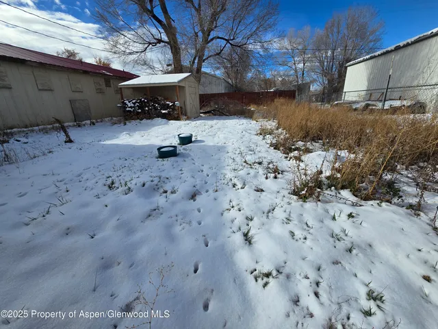 a house view with a outdoor space