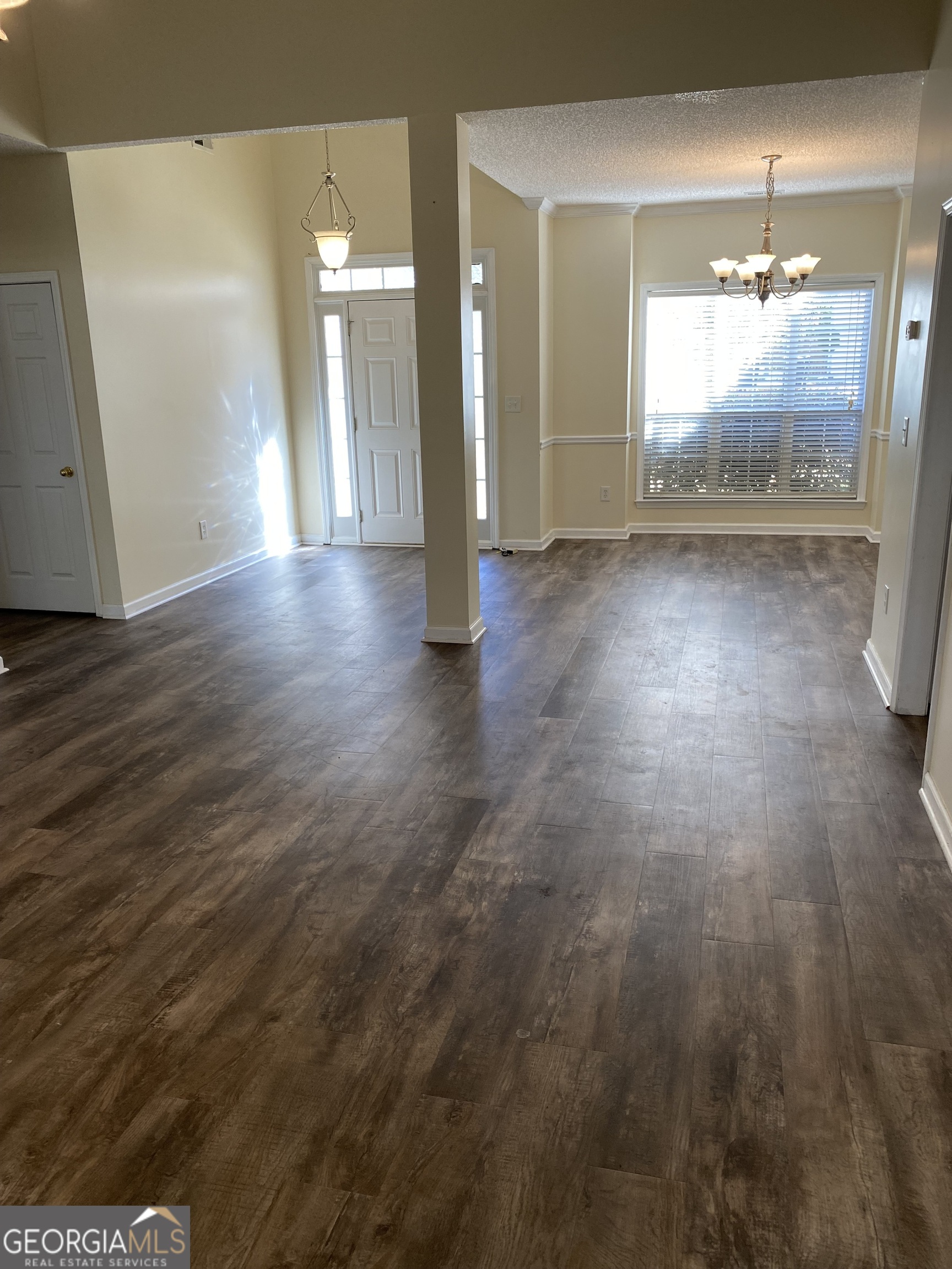 321 Baldwin Court Newnan, GA 30263 - Photo 3 of 16