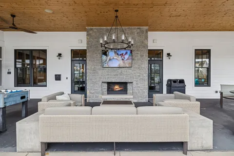 $835,000 | 1566 Drakes Creek Road, Hendersonville, TN 37075