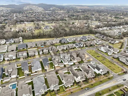 $835,000 | 1566 Drakes Creek Road, Hendersonville, TN 37075