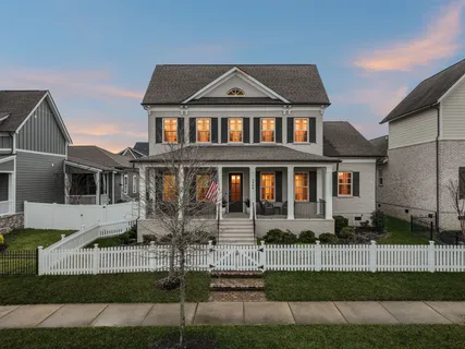 $835,000 | 1566 Drakes Creek Road, Hendersonville, TN 37075