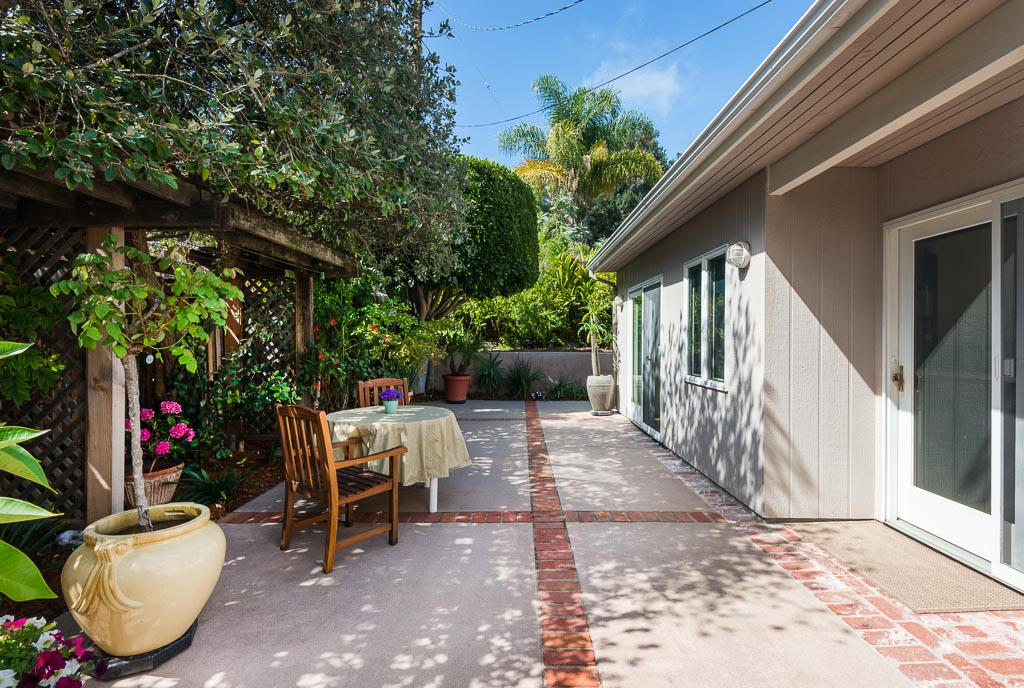 2123 Sycamore Canyon Road Santa Barbara, CA 93108 - Photo 11 of 15 a backyard of a house with seating space