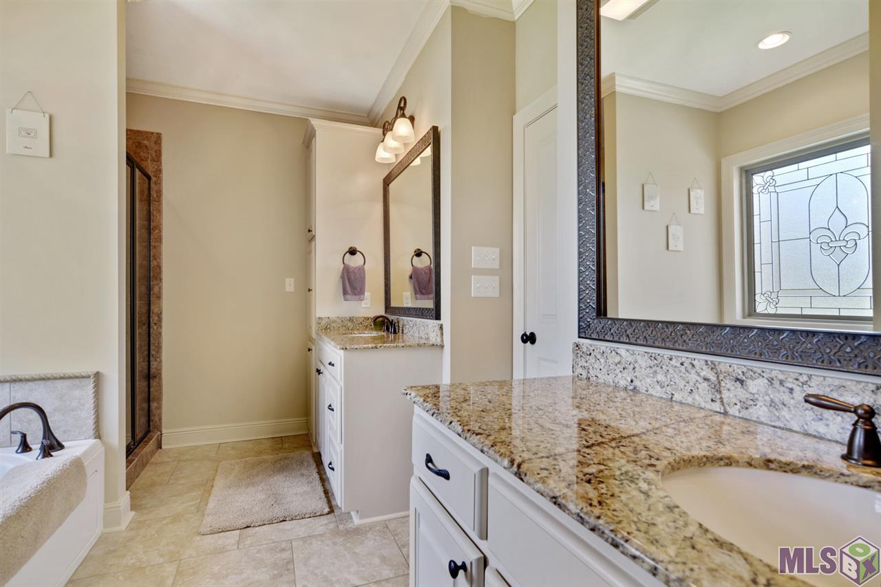 38112 Maple Ridge Drive Prairieville, LA 70769 - Photo 11 of 22 Master Suite