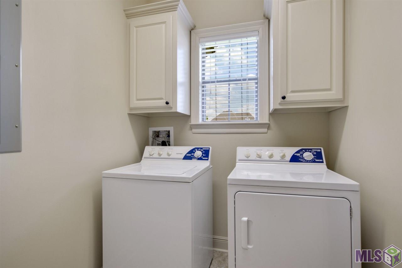 38112 Maple Ridge Drive Prairieville, LA 70769 - Photo 18 of 22 Utility room