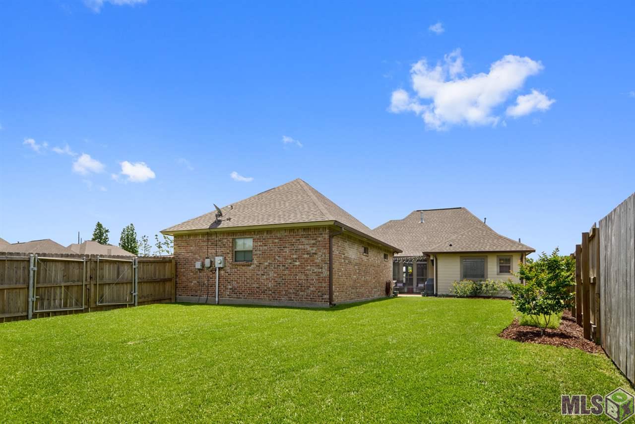 38112 Maple Ridge Drive Prairieville, LA 70769 - Photo 19 of 22 Backyard