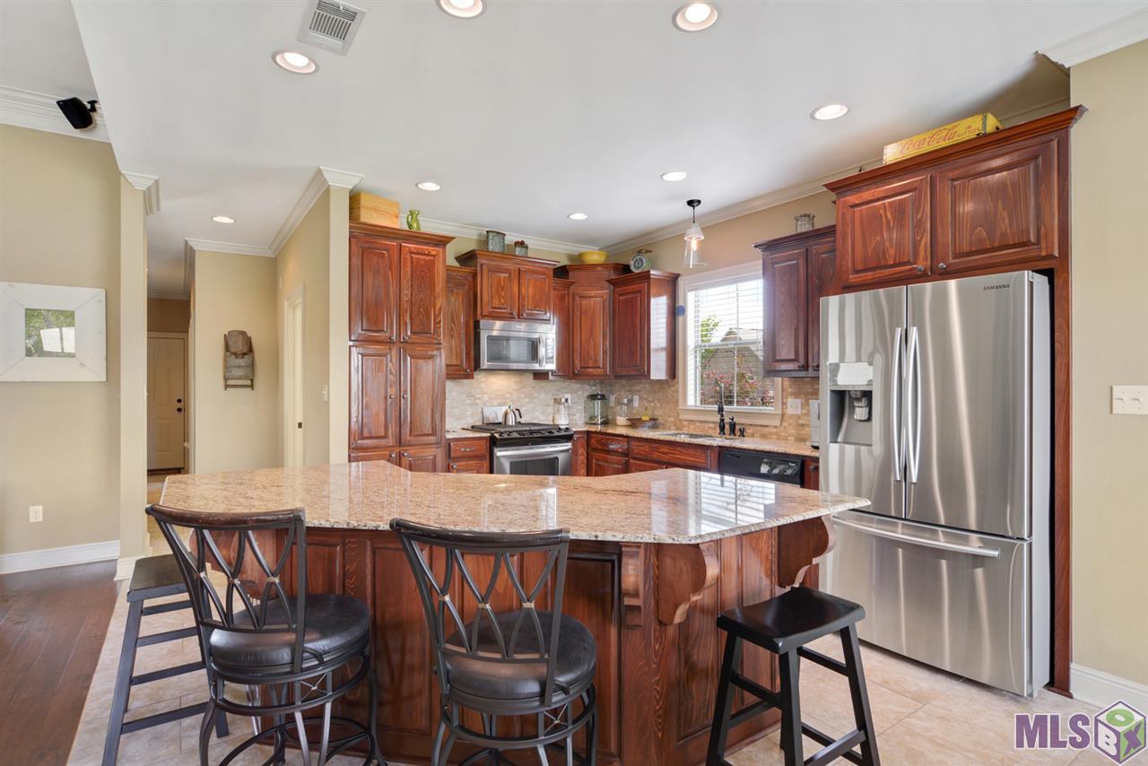 Chef's kitchen