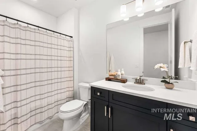 $588,995 | 381 East Lombard Lane, Eagle, ID 83616