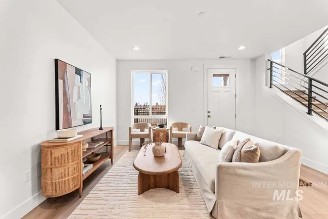 $588,995 | 381 East Lombard Lane, Eagle, ID 83616