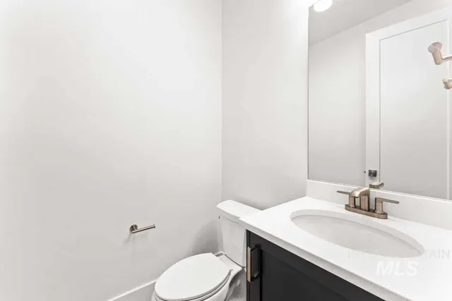 $588,995 | 381 East Lombard Lane, Eagle, ID 83616