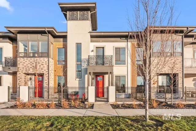 $588,995 | 381 East Lombard Lane, Eagle, ID 83616